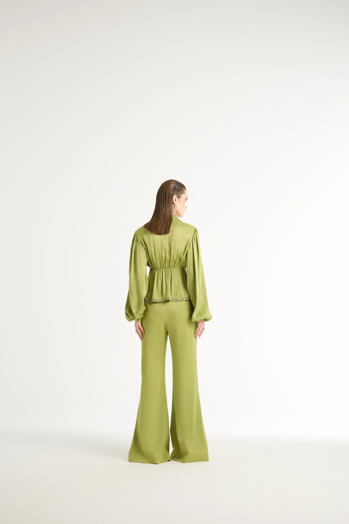 Raffia Embroidered Slit Pants in Green